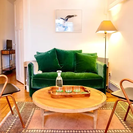 Apartment Houjra *