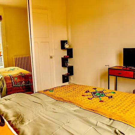 Apartment Houjra *