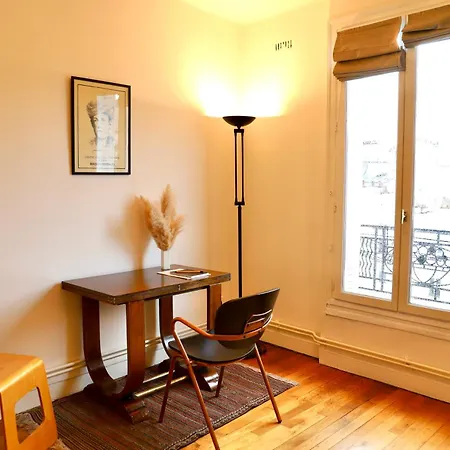 Houjra Apartment Paris