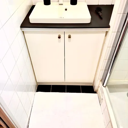 Apartment Houjra Paris